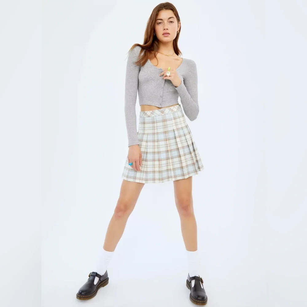 Sunday Best Holly Longsleeve - Picture 9 of 9